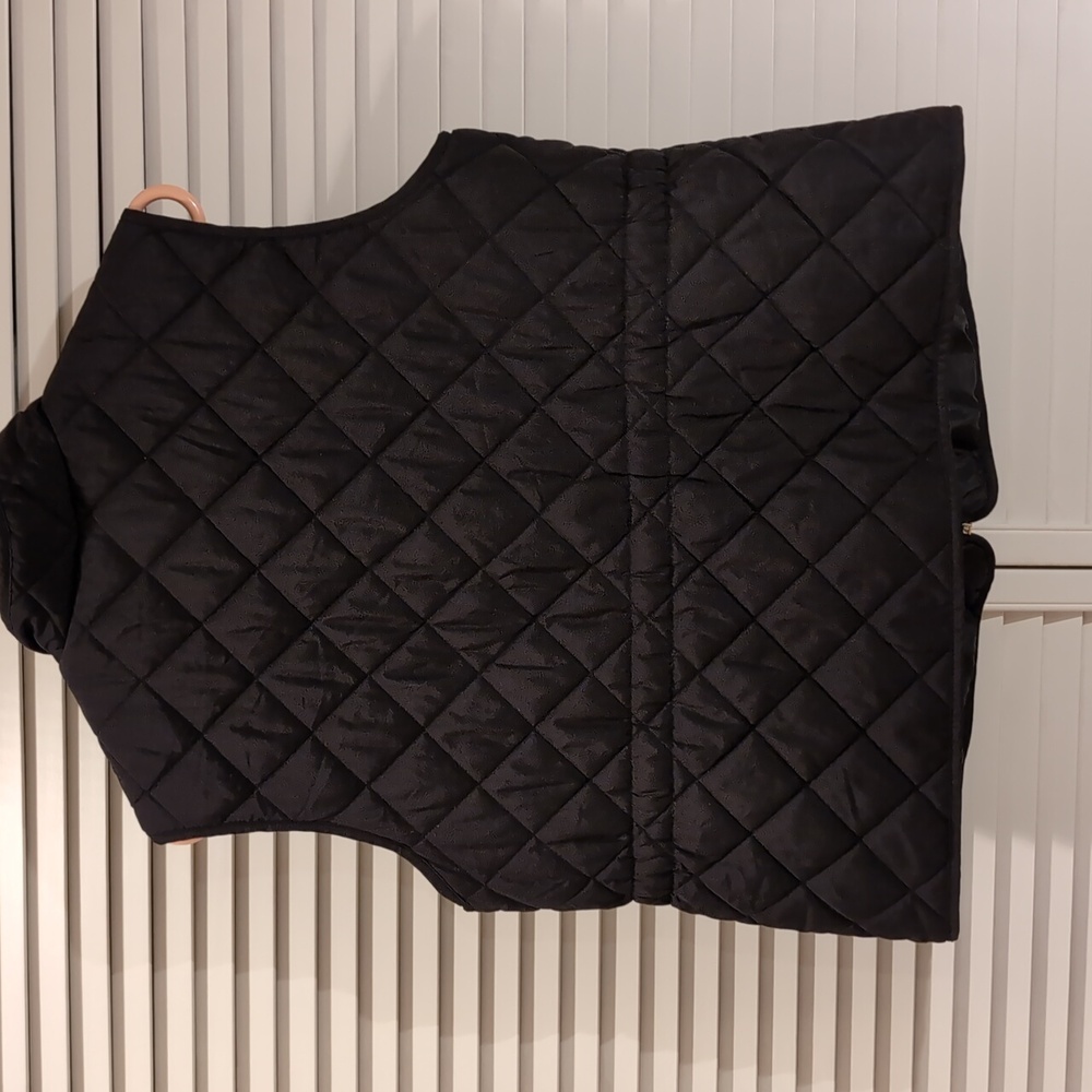 St John's Bay Puffer Zip-up Vest Black 2 Pockets Gold Snaps & Zipper SzPXL EUC - Picture 4 of 10